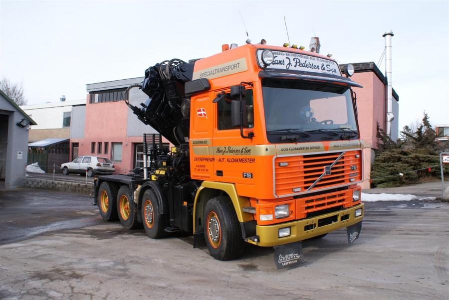 Volvo F16 (1990)